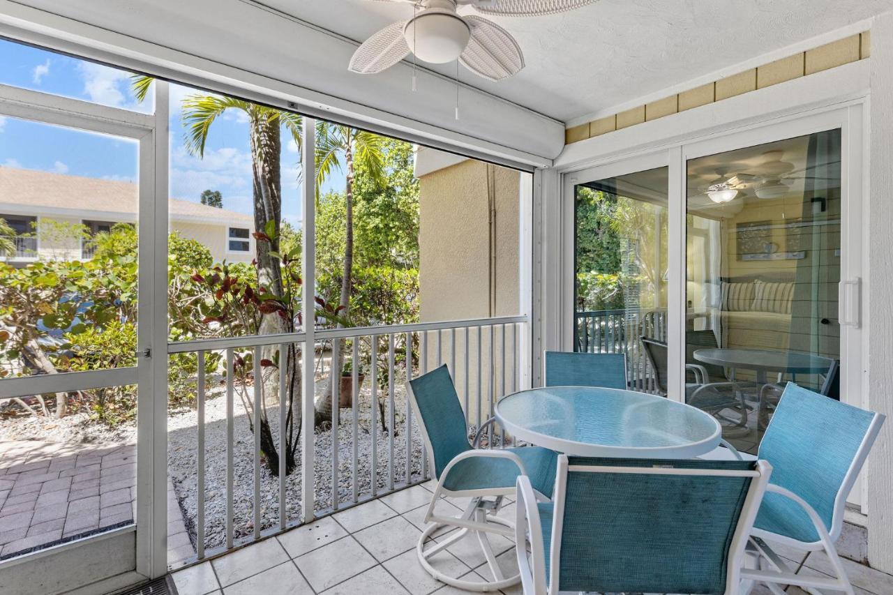 Serene Ground Floor Residence In Exclusive Villa Sanibel, Steps To Beach * Sanibel